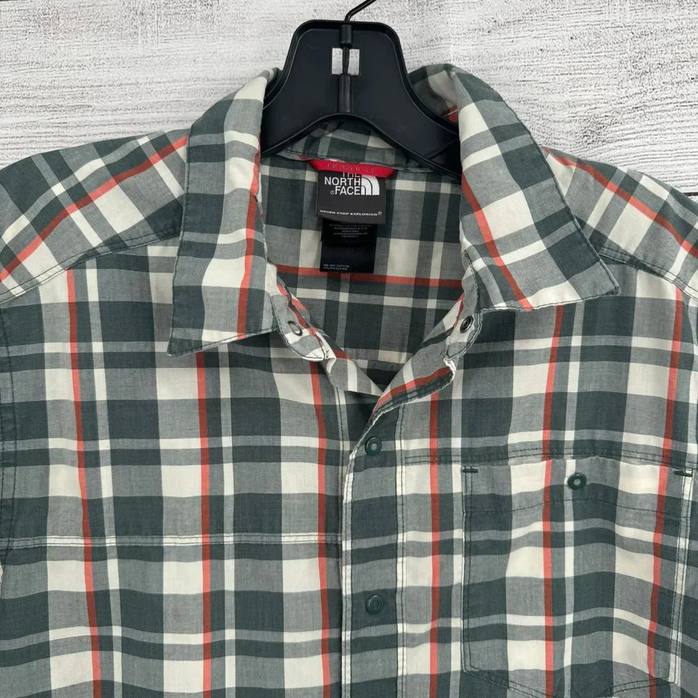 The North Face Men's Plaid Short Sleeve Button Down Casual‎ Outdoor Shirt Small